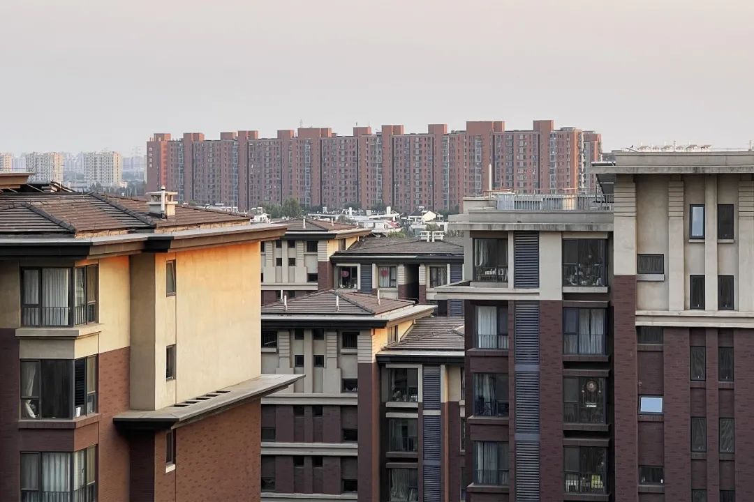 64642e6b63280.jpg 5.jpg